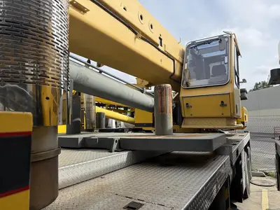 USED 2004 GROVE TMS900E