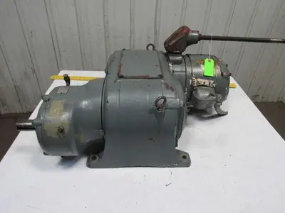 US Varidrive VEV-1-GM 220/440V 1-1/2Hp 112:1 Ratio Variable Speed Drive
