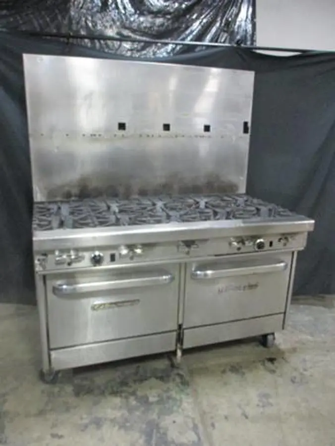 Southbend 60in 10 Burner Range With Double Oven On Casters