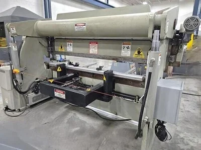 USED 1997 ACCURPRESS 710010