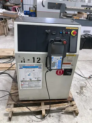 USED 2009 FANUC R2000iB/210F