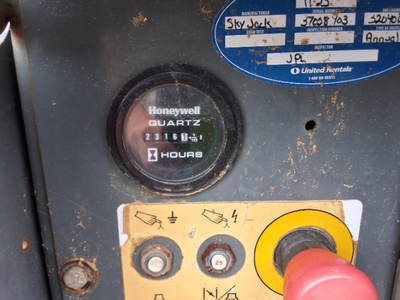 Used 2016 Skyjack SJ6832 RT Scissor Lifters North Carolina US | Stack Equipment #1208762