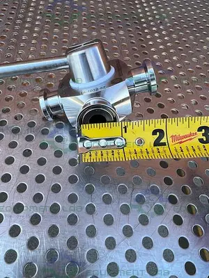 USED GE HEALTHCARE SALVI DN10 1220 4-WAY 316 VALVE 18-1012-57 W/3/4" SANITARY FITTING