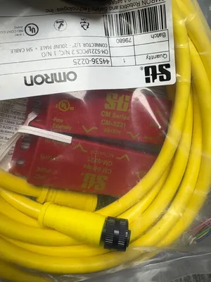 OMRON CM-S221PCC5 Electrical/PLC/Automation | ESS Industrial Equipment Sales (5)