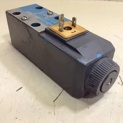 USED VICKERS DG4V322AMUHL760