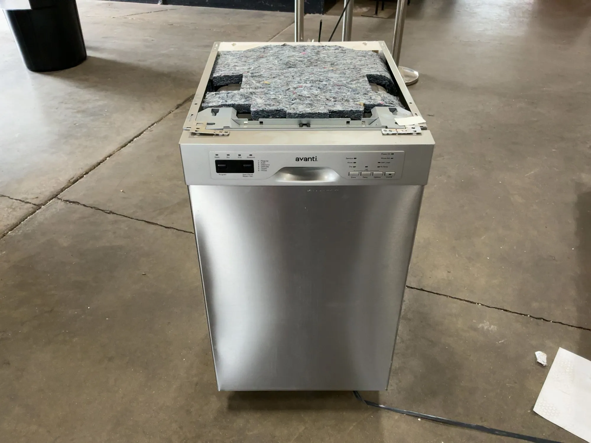 Used AVANTI DWF18V3S Dishwashers Michigan US | Miedema Asset Management Group #1340919
