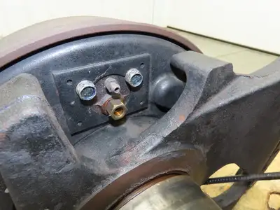 Yale ERC080HDN36SE092EE Forklift Dual-Wheel Front Drive Axle 6 Lug Assembly