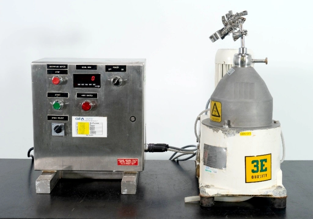 Westfalia CTC 1-06-107 lab clarifier centrifuge, 316SS.