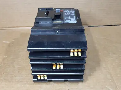 NEW SQUARE D JLA36200