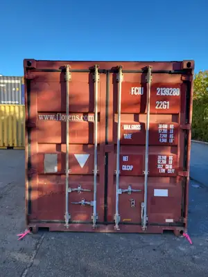 20 ft Damaged Standard Shipping Container - FCIU2139280