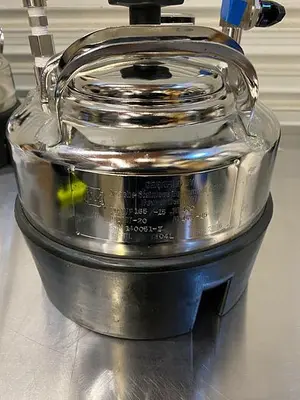 APACHE STAINLESS  EQUIPMENT CORP. T304L NAW 165-15 AT 100