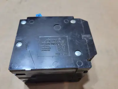 Used BRYANT DNPL215215 Switchgears British Columbia CA | Lenmark #1438445