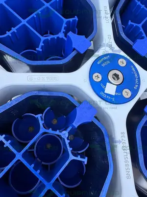 USED EPPENDORF 5920 R REFRIGERATED CENTRIFUGE W/ S-4X UNIVERSAL ROTOR 4500 RPM