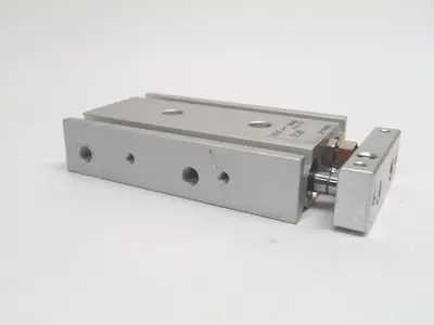 USED SMC DUAL ROD CYLINDER