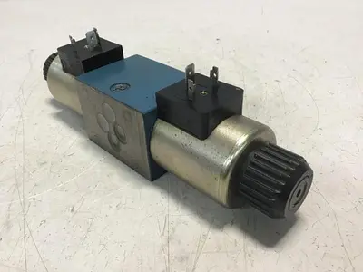 USED BOSCH 0 810 092 105