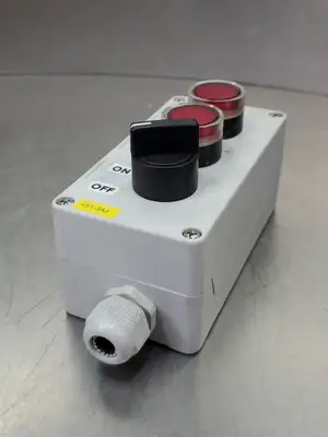 USED Allen-Bradley 800E-3PM