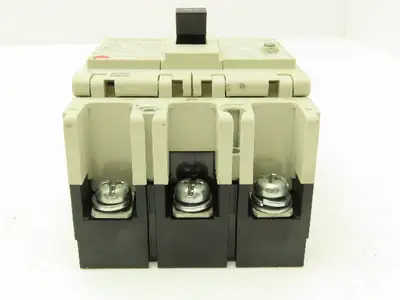 Mitsubishi Electric NV125-CW 125A Circuit Breaker 100-440VAC 3-Pole F-1S Handle
