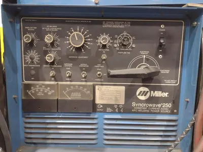 MILLER MODEL #SYNCROWAVE 250 AC/DC WELDER & RADIATOR-1 CHILLER: YOBRO #24819