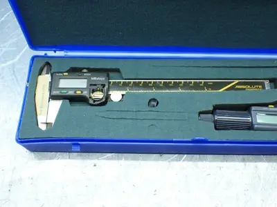 2pcs Micrometer Lot With Case
