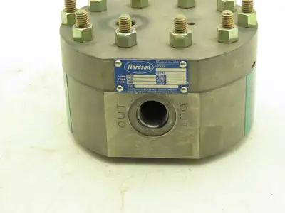Nordson HP051-NN15-2S06-852 Flowmeter Highly Accurate Positive Displacement