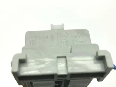 D-4933 | Phoenix Contact  Blomberg Terminal Block Lot of 34 - Used