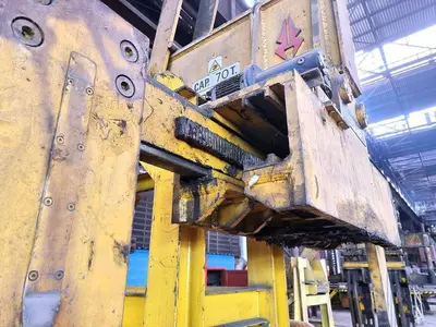 USED SLINGOFER SLAB TONG 70 TON