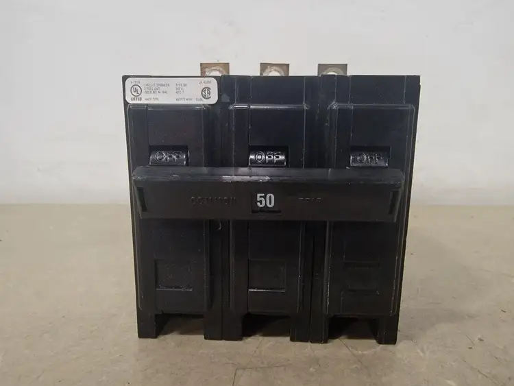 Used EATON CUTLER-HAMMER BAB3050H Switchgears British Columbia CA | Lenmark #367187