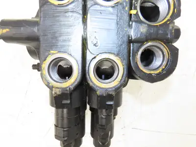 New | in-Stock HUSCO _UNKNOWN_ Valves/Fittings | Arrow Industrial #566004