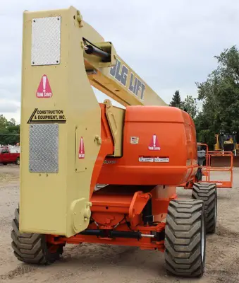 JLG 800 A, 4WDTelescopic Articulating Boom Lift