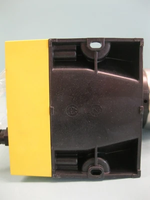 New | in-Stock LMI Milton Roy A811-917NP Miscellaneous Laboratory Equipment New Hampshire US | Bitter End Trading #1486399