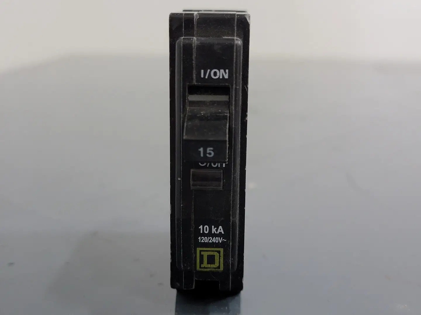 USED SQUARE D QO115