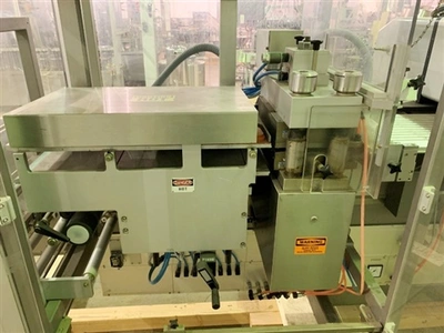 Uhlmann Thermo Forming Blister Machine Model UPS4