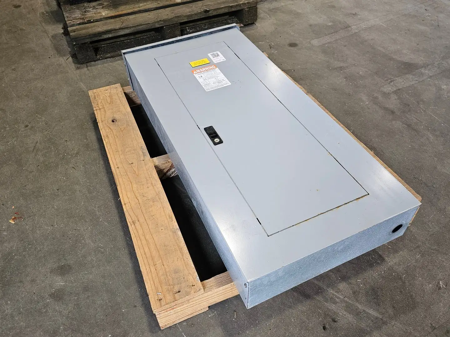Used GENERAL ELECTRIC ADF3241MBX Switchgears British Columbia CA | Lenmark #1436200