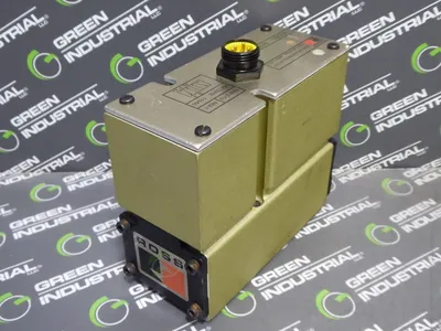 Ross 8476B4341 Hydraulic Pilot Valve Used