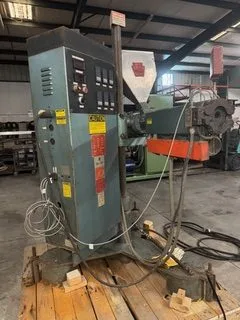 1.25″ Davis Standard Pedestal Extruder