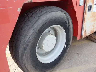 USED SHUTTLELIFT 5540F