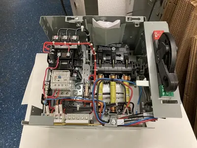 Used ALLEN BRADLEY 2112B-BDB-6P-7FEEE-24R-39/41-111 X Starters | Surplus Asset Holdings #1204407