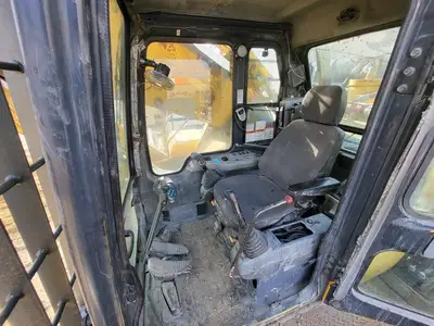 USED 2003 KOMATSU PC600LC-6