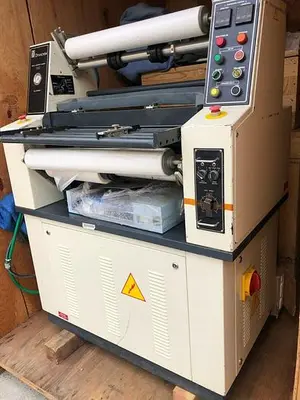 DYNACHEM MANUAL LAMINATOR CLEANER 360