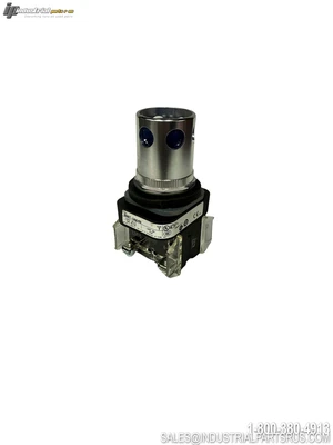 USED ALLEN-BRADLEY 800T-QA24B