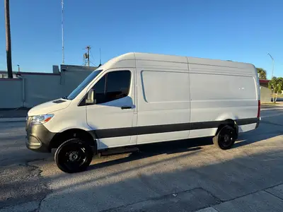 Used 2024 MERCEDES-BENZ 2500 Vans Florida US | Truck and Van Outlet #1509211