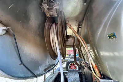 Used 1976 FORD 8000 Tanker trucks Pennsylvania US | Proxy Equipment #1385137