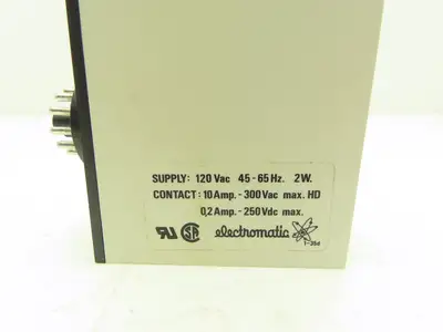 Electromatic SE 110 120 S-System Infrared Photo Relay Modulated Light 11Pin 120V