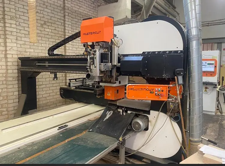 Used 2012 BACCI MASTER/CUT Woodworking Band Saws LT | UCY Industrial GmbH #385687