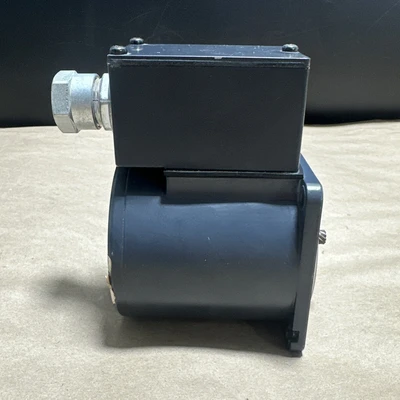 NEW Oriental Motor 4IK25GN-UT2