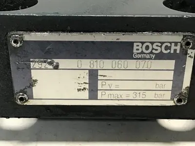 USED BOSCH 0 810 060 070