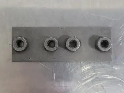 Clamp Twin Weld Plate 44 (Bag of 30)