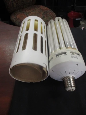 USED MaxLite SKO200EA250