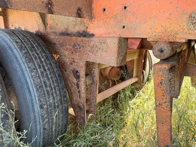 Used GRAVEL SPREADER _UNKNOWN_ Misc Spreaders Michigan US | Miedema Asset Management Group #1320840