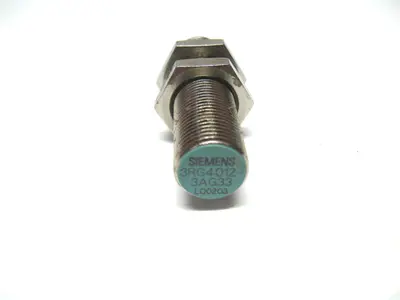 USED SIEMENS 3RG4012-3AG33